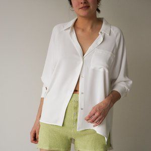 ✨SOLD✨ Aritzia Boyfriend Button Down Blouse, S